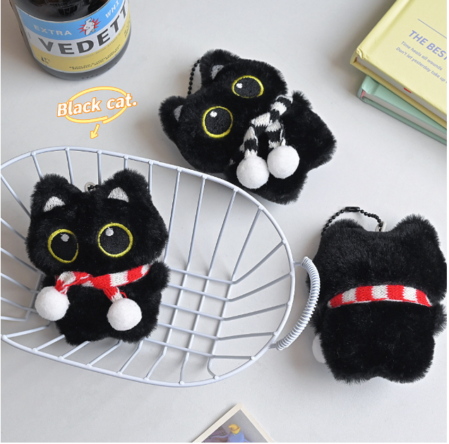 Squeaky Meow – Plush Black Cat Keychain & Bag Charm - Image 4