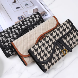 The Vintage D-Buckle Clutch | European Retro Long Wallet with High-Capacity Organizer (Dior Lookalike)